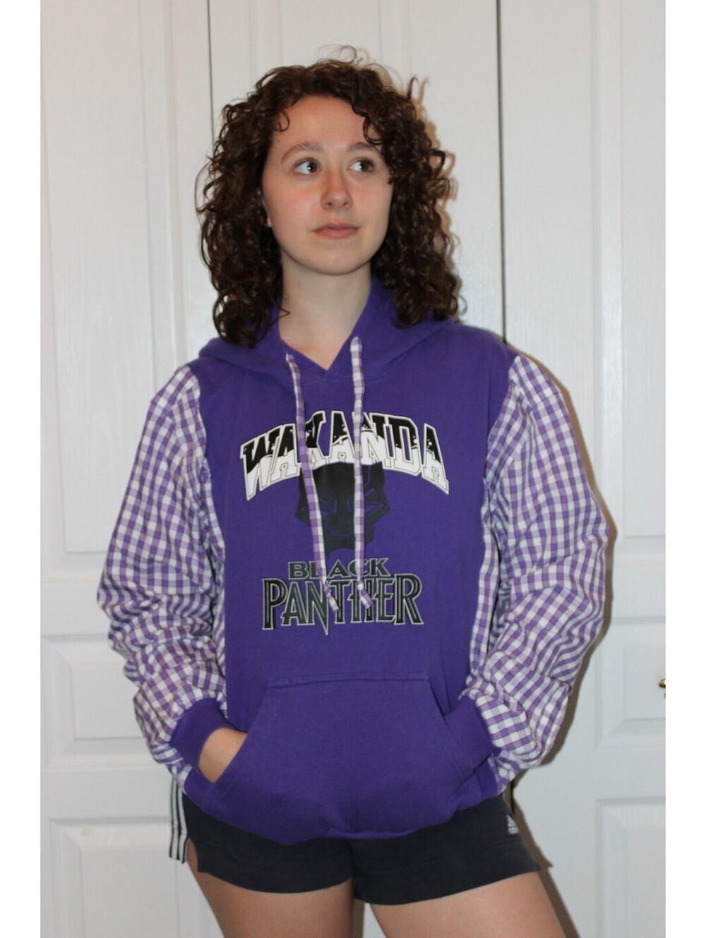 Purple Black Panther Wakanda Hoodie with Checkered Sleeves, Size Large